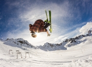 开云体育下载-从蒙特卡洛险胜到戴维斯杯高光—辛纳的蜕变与意大利网球的黎明