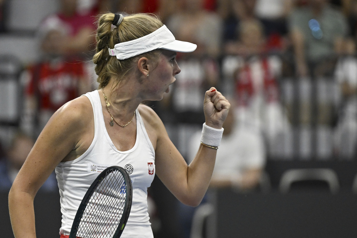 关于法国网球队逆转世界网球队,瓦林卡三分雨点燃全场的信息 关于法国网球队逆转世界网球队,瓦林卡三分雨点燃全场的信息