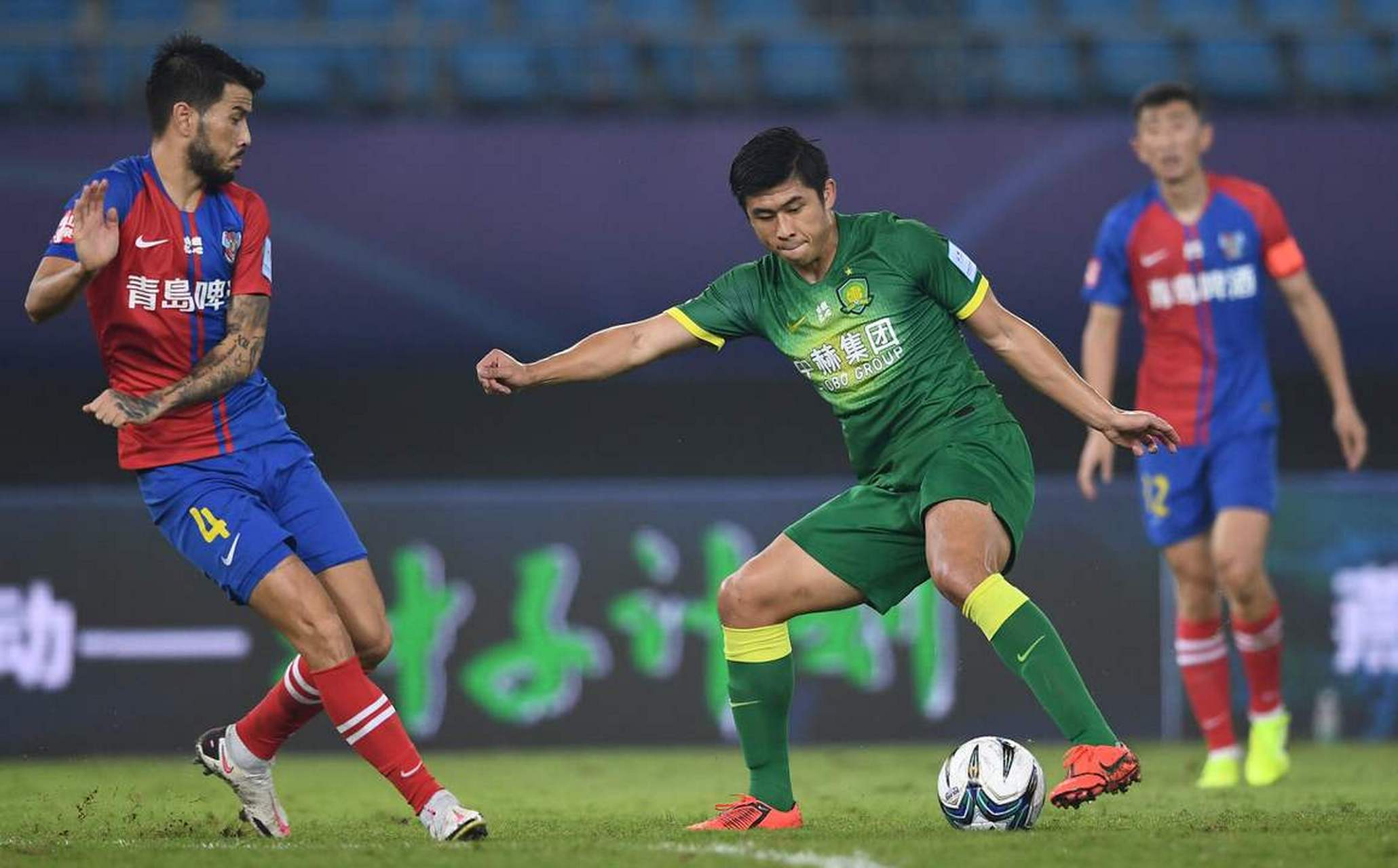 关于青岛黄海击败对手,赢得关键胜利的信息 关于青岛黄海击败对手,赢得关键胜利的信息