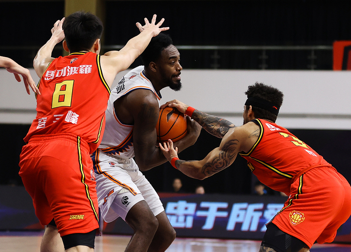 包含强队失利,豪强无敌冠军诞生!的词条 包含强队失利,豪强无敌冠军诞生!的词条