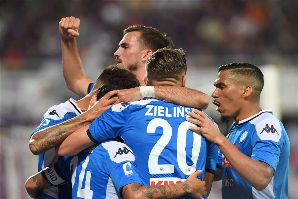 佛罗伦萨主场大捷,那不勒斯豪取胜利的简单介绍 佛罗伦萨主场大捷,那不勒斯豪取胜利的简单介绍