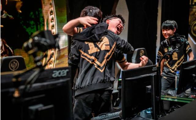 关于DK完胜FNC,Faker送出助攻的信息 关于DK完胜FNC,Faker送出助攻的信息