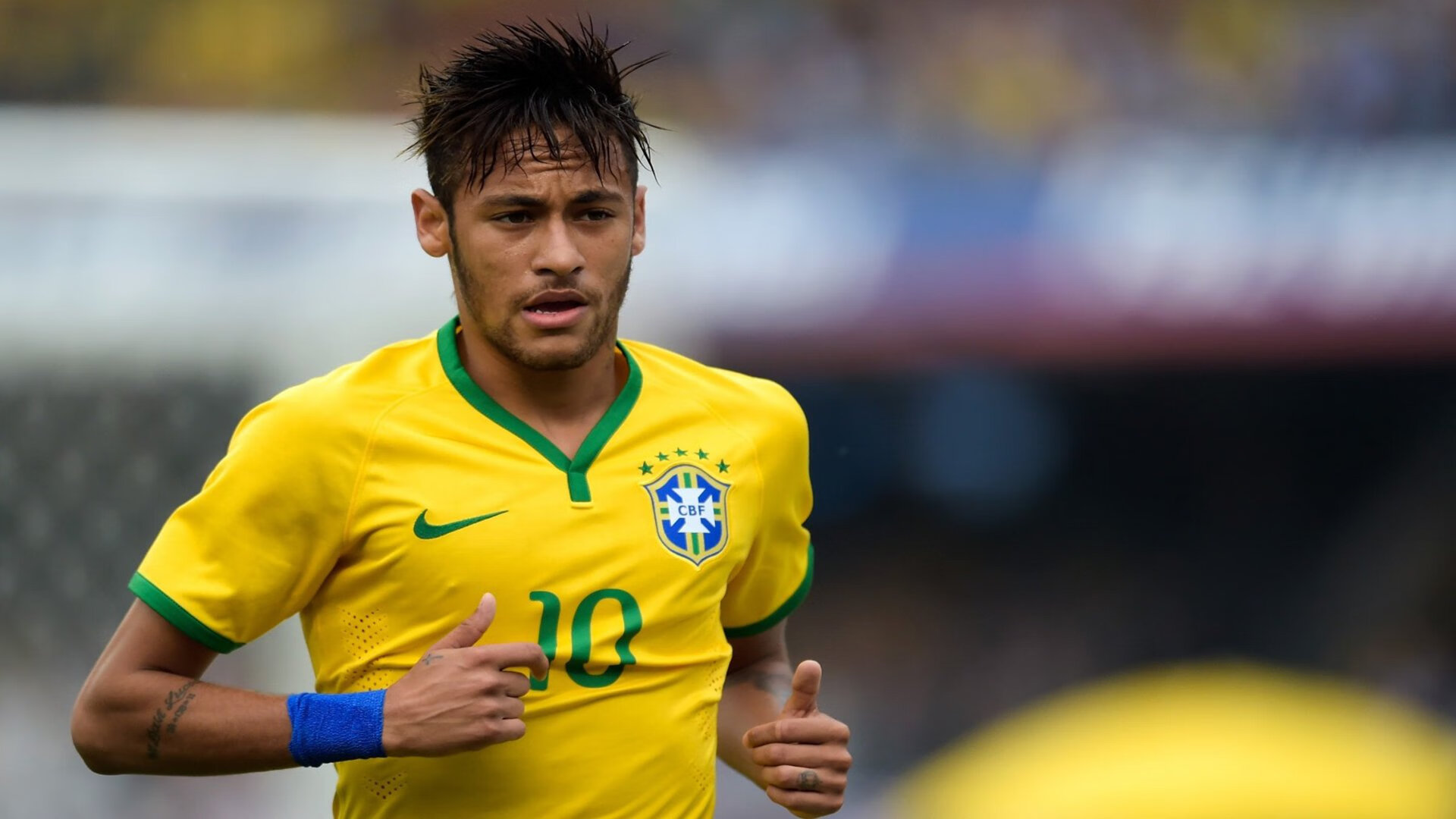 若日尼奥点射爆发,那不勒斯终结波兰铁骑神话