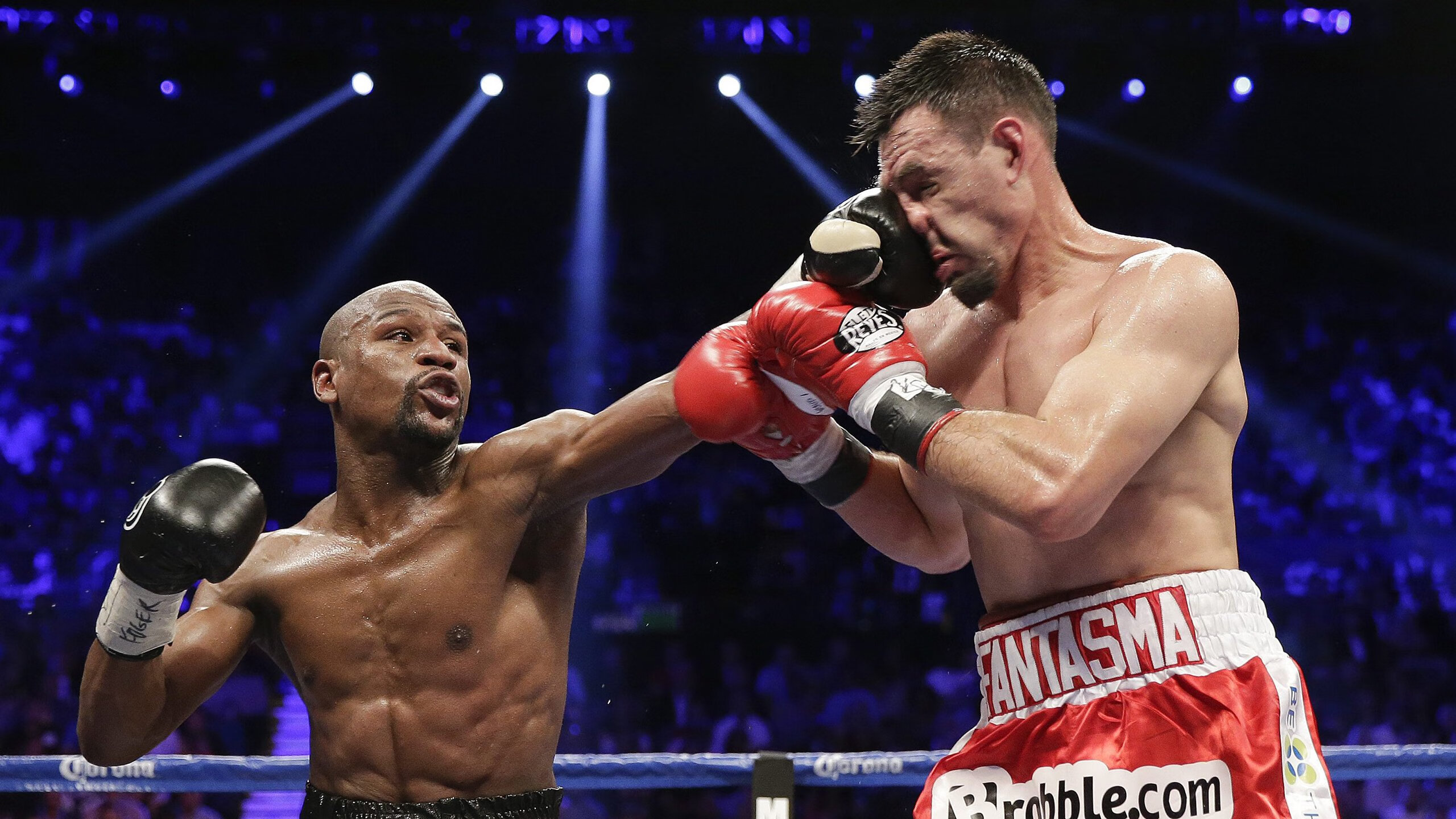 年度焦点之战之夜,布克赛后评分拉满,诠释何为巨星时刻